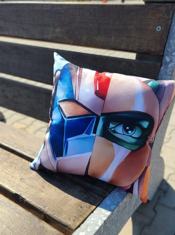 Grendizer Diskey Cushion - Image 2
