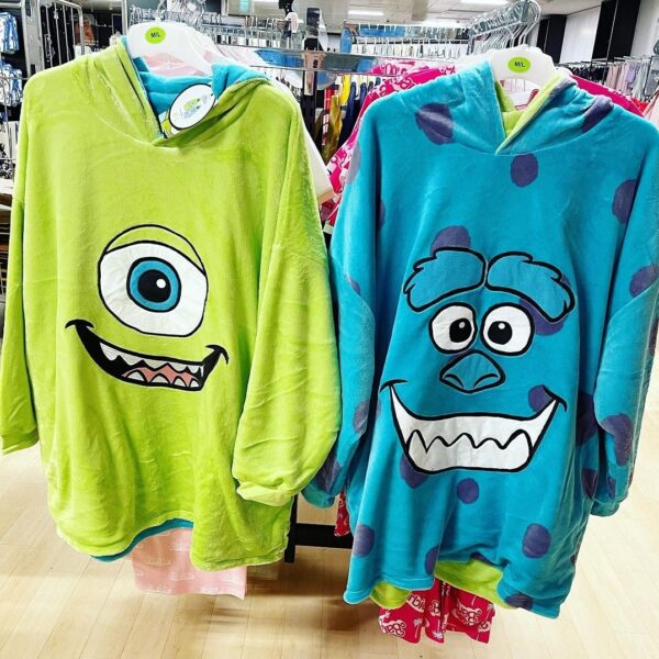 Monster Inc Double Face Snuggie - Image 3
