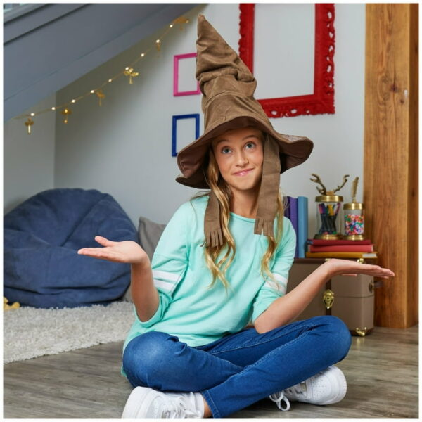 talking Wizarding World Sorting Hat - Image 3